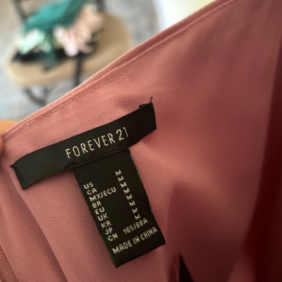 NWT Forever 21 satin pink mini dress - Picture 4 of 5